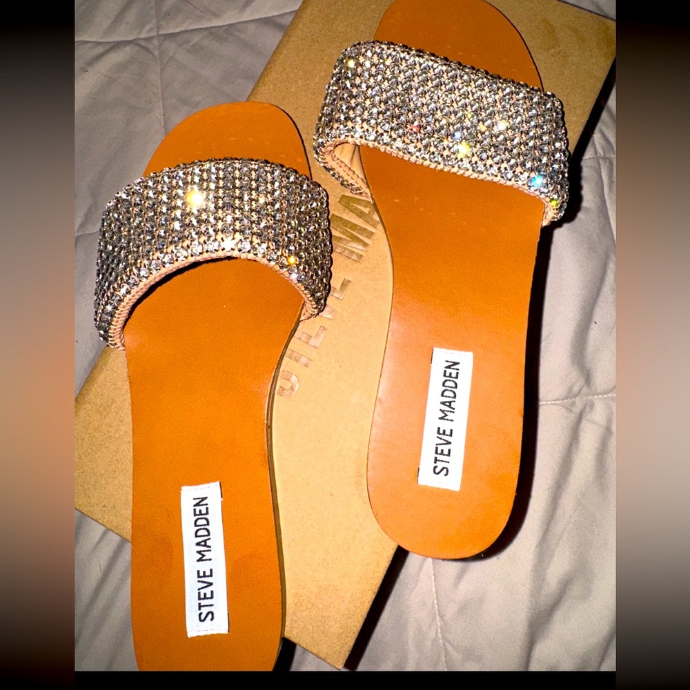 Steve Madden Gold Rhinestone Slides NWOT